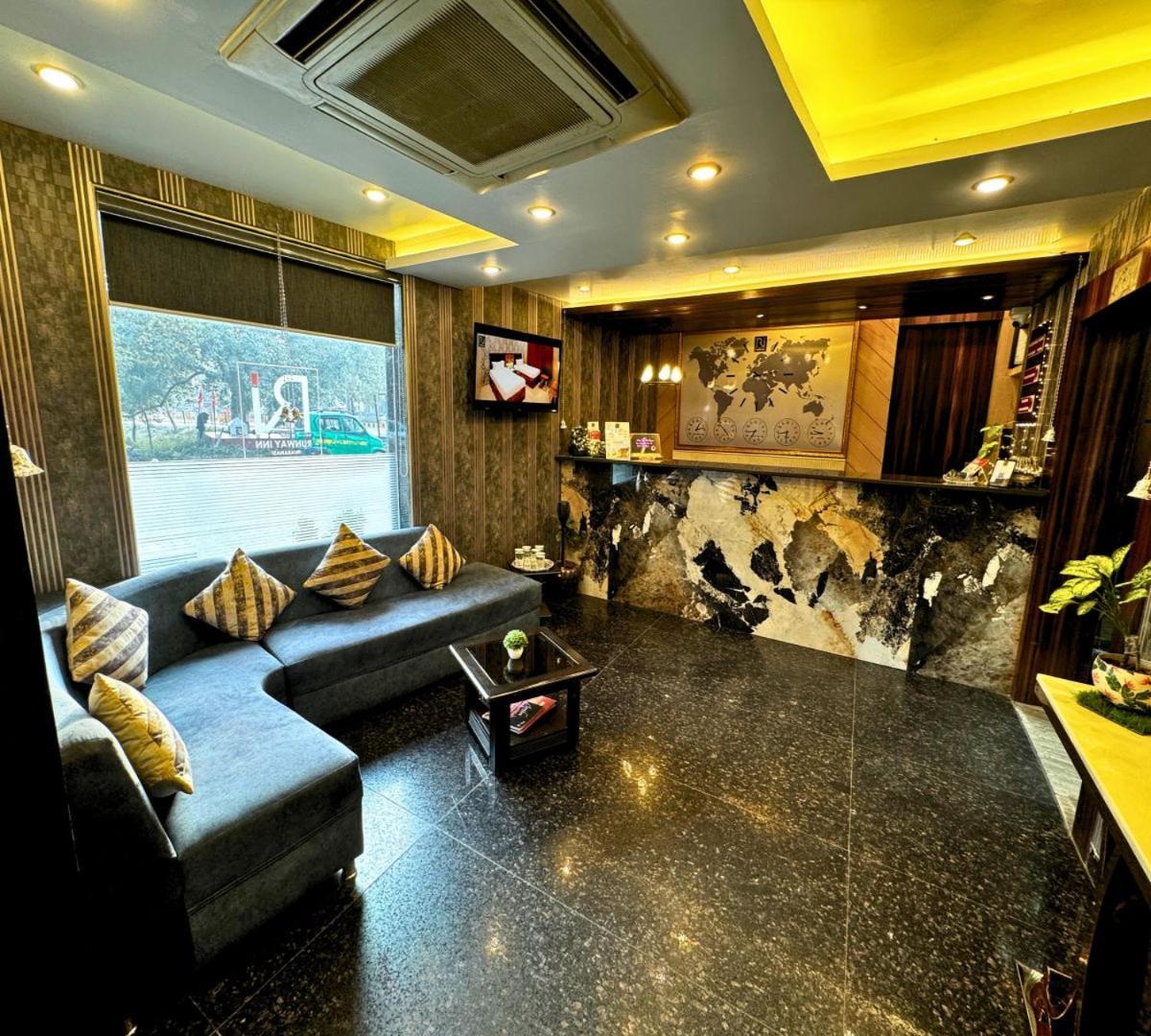 Hotel Runway Inn Pura Raghunath Экстерьер фото