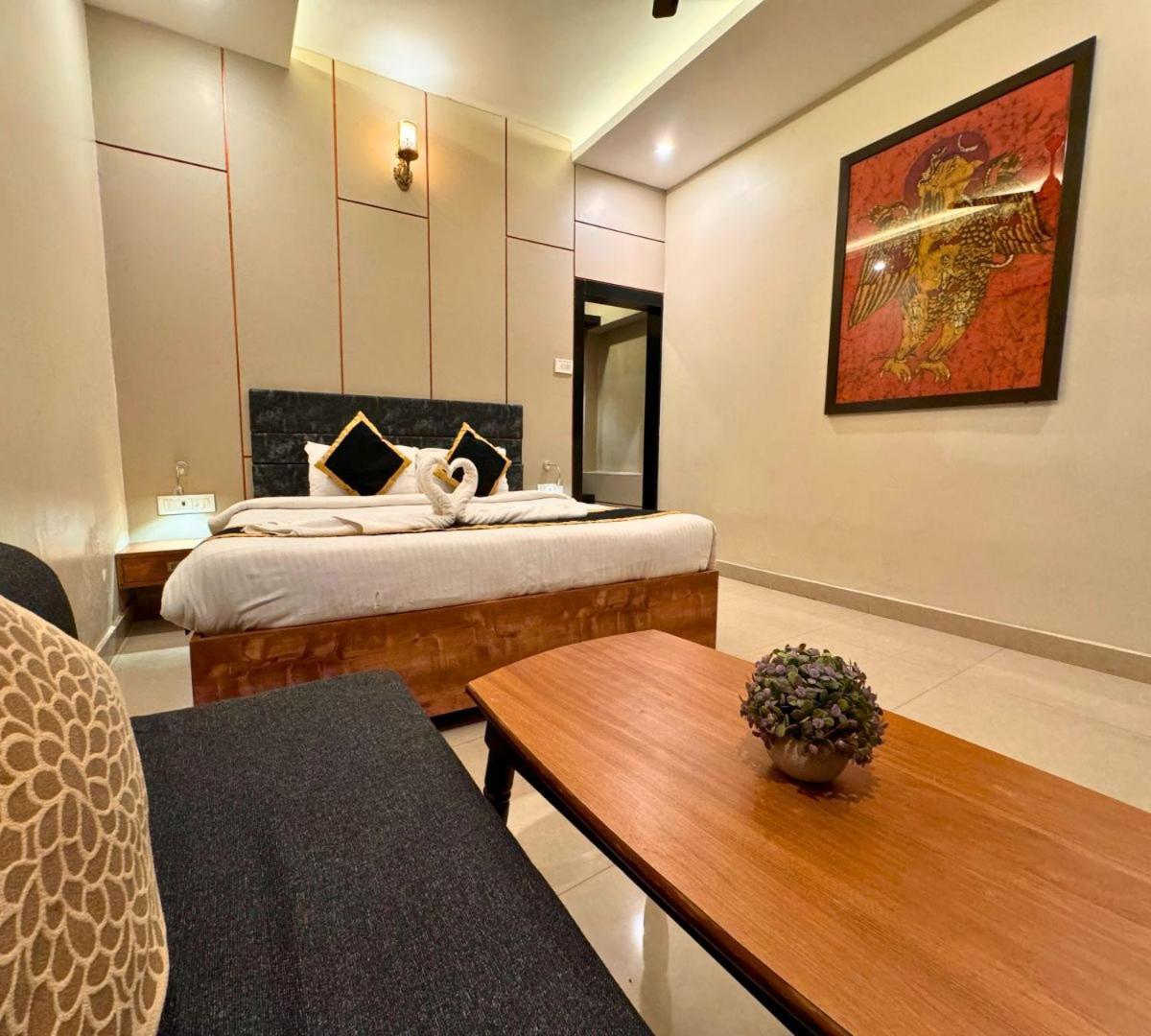 Hotel Runway Inn Pura Raghunath Экстерьер фото