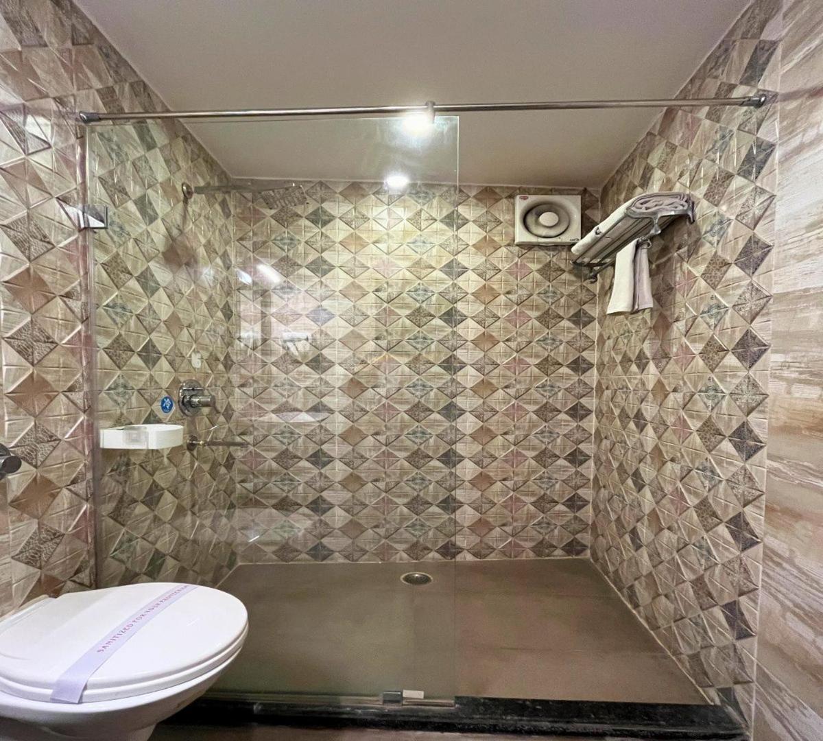 Hotel Runway Inn Pura Raghunath Экстерьер фото